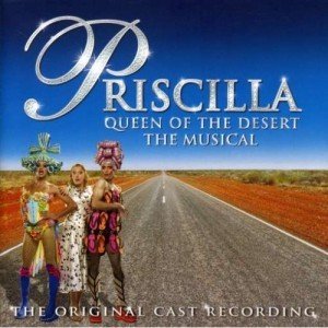 Priscilla marca el desarrollo del guion a base de temas tan conocidos como "Go West", de Village People