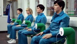 Los ocho episodios de "Humans" tienen una cierta atmósfera coincidente con "Un mundo feliz"