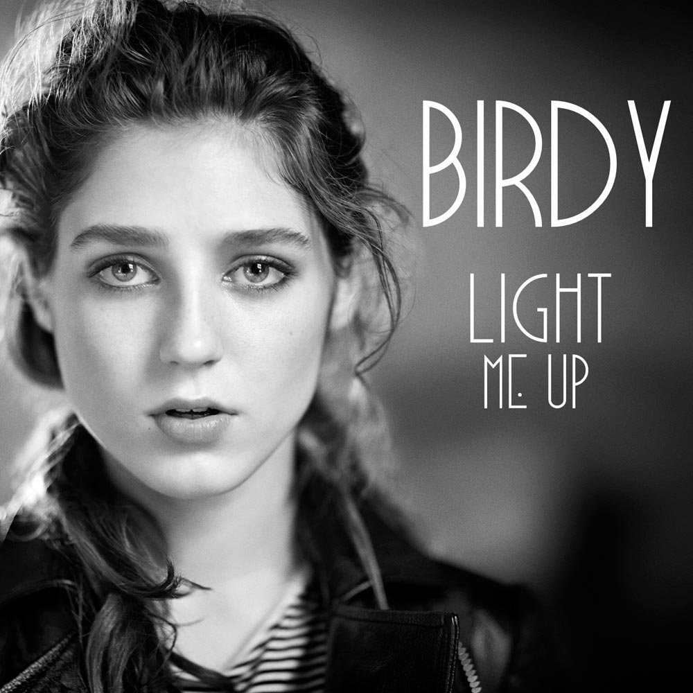 Birdy ganó un concurso en 2008, con una versión de "Skinny Love", de Bon Iver