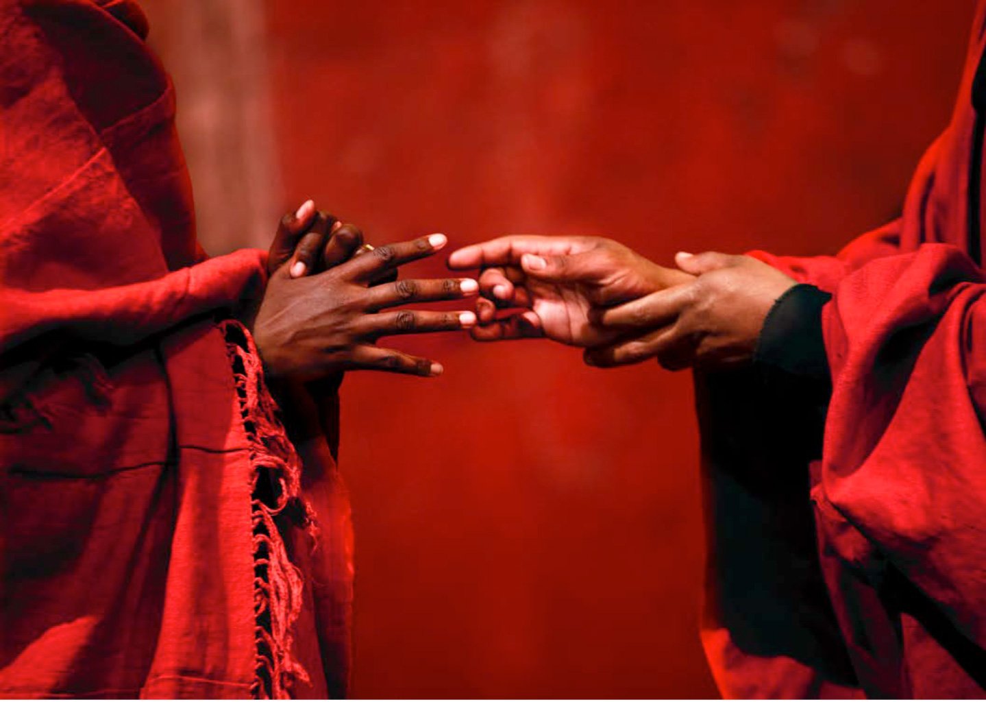 Peter Brook lleva más de tres décadas profundizando en el vasto simbolismo del Mahabharata/ Foto: Teatros del Canal