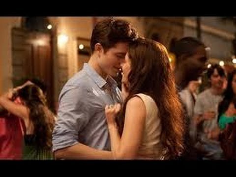 Patrick Schwarzenegger aún no se ha decidido a probar suerte en el cines de acción, como su padre