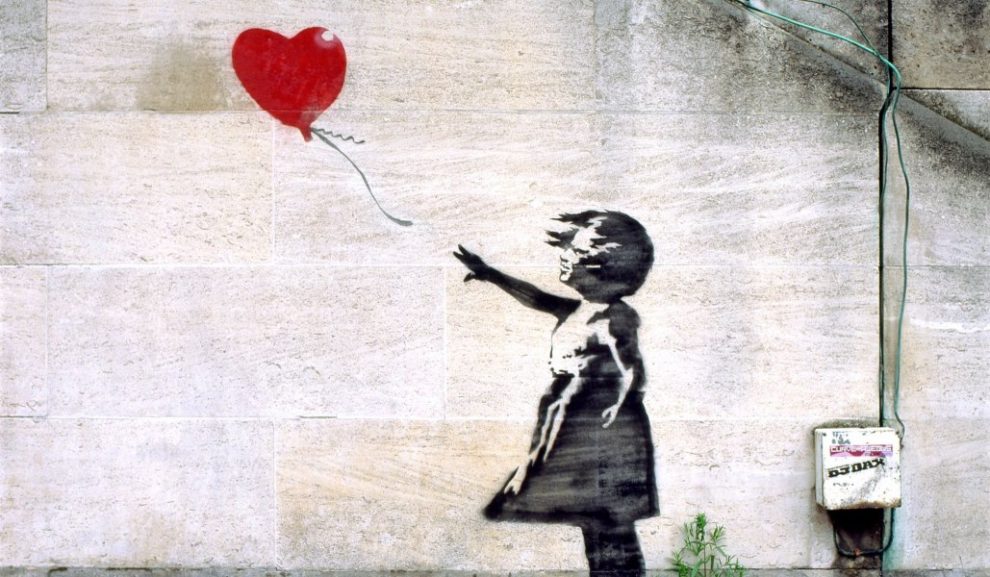 Banksy copó las portadas de los rotativos con la destrucción en Sotheby's de la serigrafía "Niña con globo"